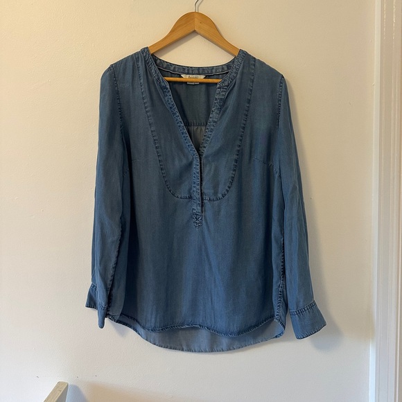 Boden Split Neck Blue Denim Popover Blouse - Size 10 - Picture 1 of 8